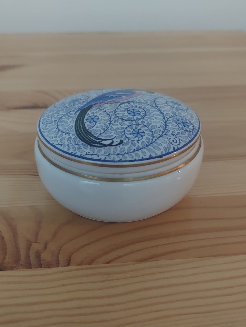 Parrot Container - Picture 7 of 7